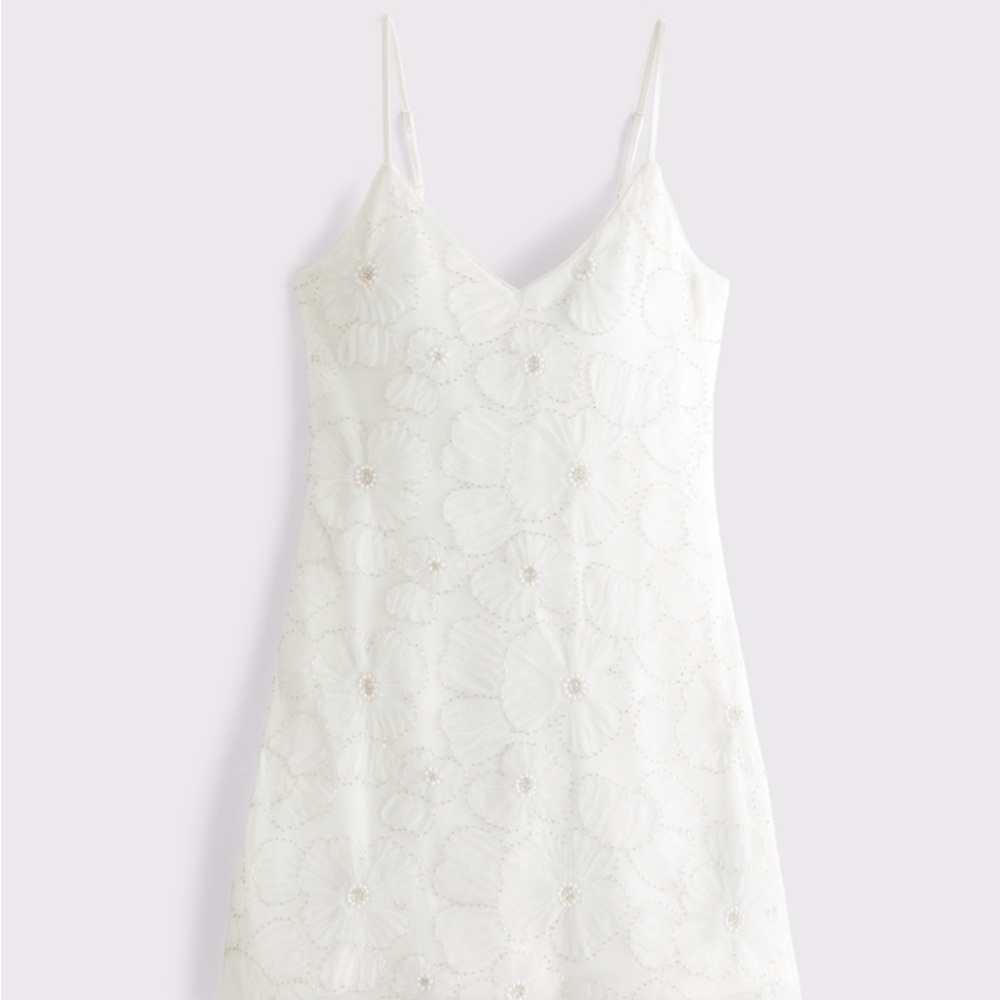 Abercrombie Embellished Shift Mini Dress White NWT - Picture 4 of 7